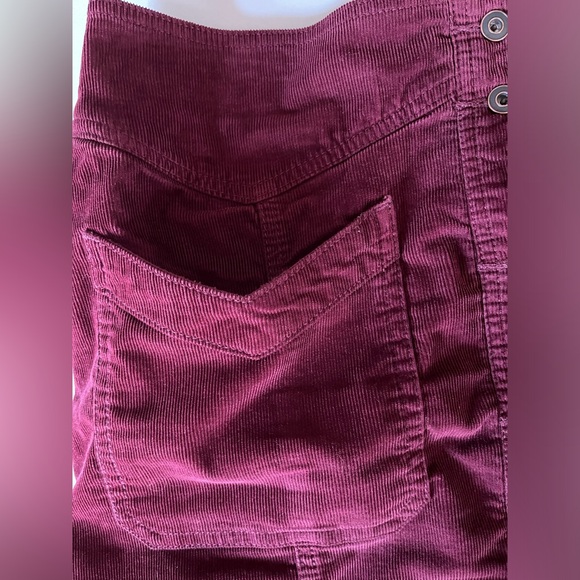 Women’s Free People maroon corduroy button front with pockets, skirt 12 Fall - Picture 4 of 6